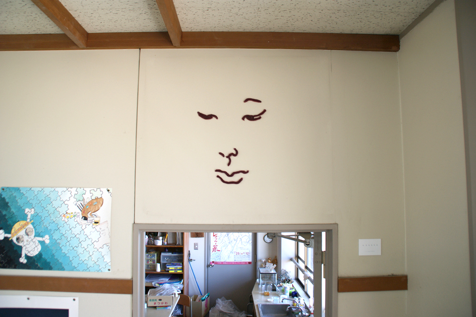 TenriNishizono_mimamorukao_up